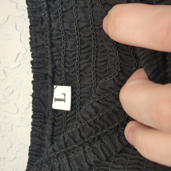 Shein black smocked bust sleeveless a line tiered maxi dres - Picture 4 of 7